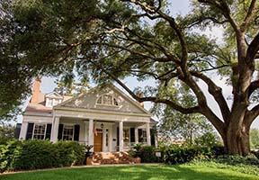 The Burn Bed and Breakfast - Natchez, Mississippi