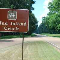 View of parkway from Mud Island Creek.