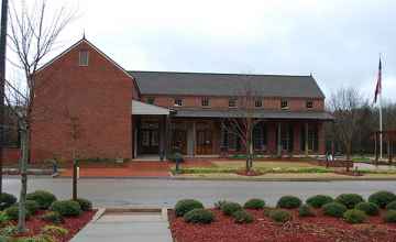 Begin your visit to the Clinton Historic District with a stop at the Clinton Visitor Center.