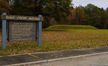 Fall starting to take over at Bear Creek Mound.