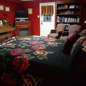 Rhett Butler's Suite - Queen Size Bed
